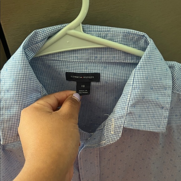 Tommy Hilfiger Light Blue Casual Shirt - Picture 2 of 3